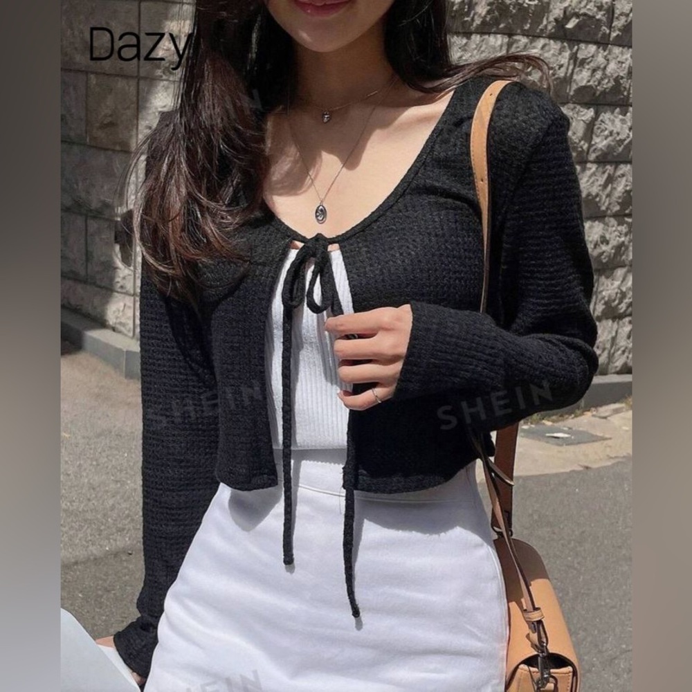Dazy Black Women's Shrug